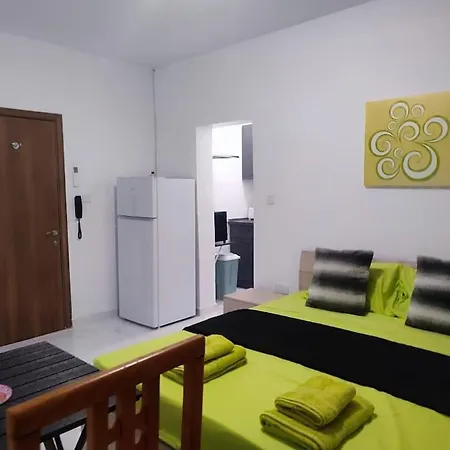 Studio With Ac In Msida Apartament Tal-Hriereb