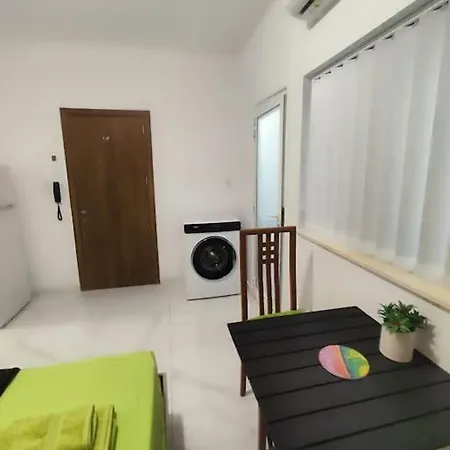 Studio With Ac In Msida Apartament Tal-Hriereb